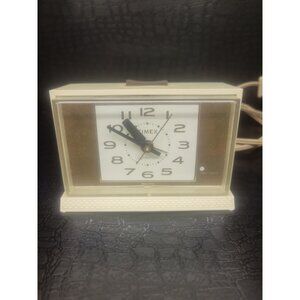 Vintage Timex Electric Two-Toned Alarm Clock